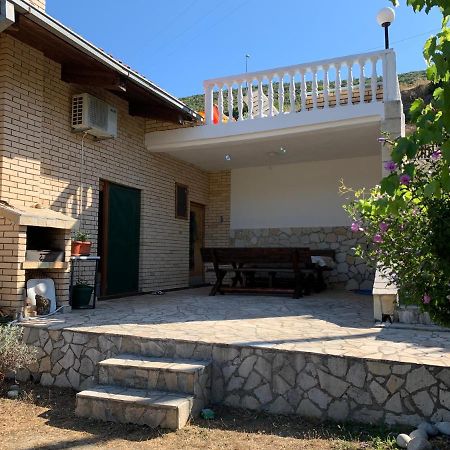 Holiday Home Bratica Ulcinj Eksteriør billede
