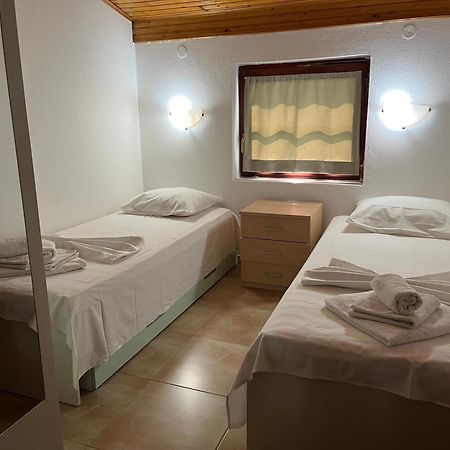 Holiday Home Bratica Ulcinj Eksteriør billede