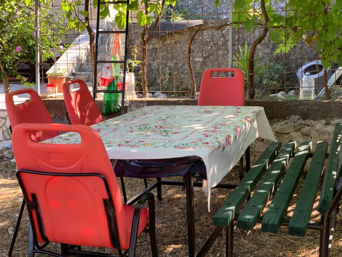 Holiday Home Bratica Ulcinj Eksteriør billede