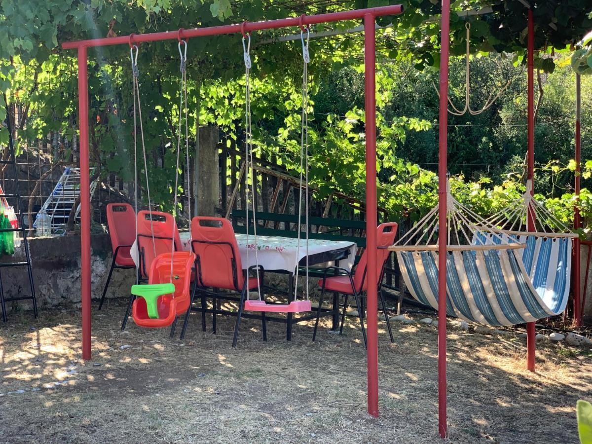 Holiday Home Bratica Ulcinj Eksteriør billede