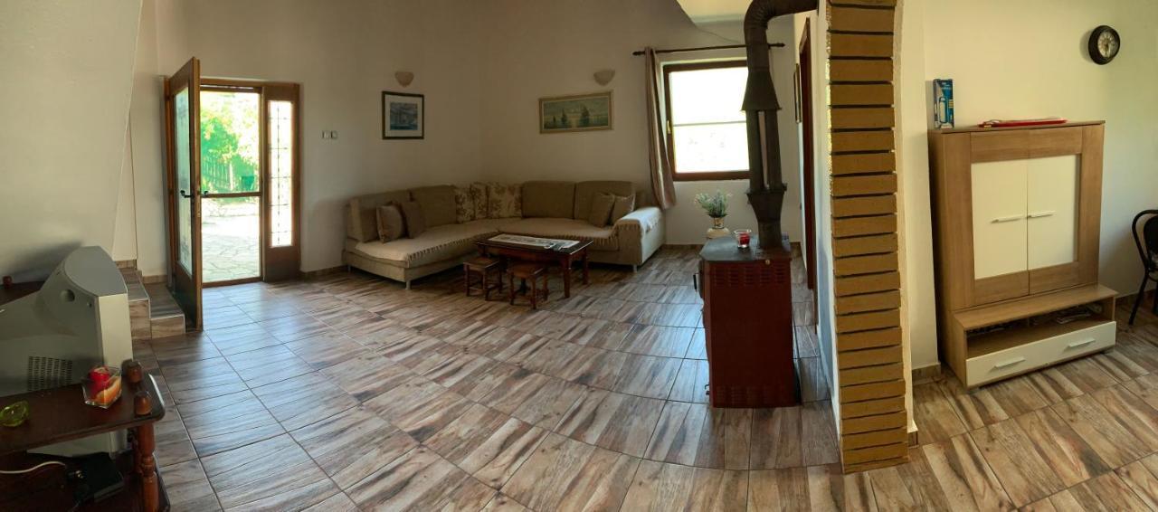 Holiday Home Bratica Ulcinj Eksteriør billede