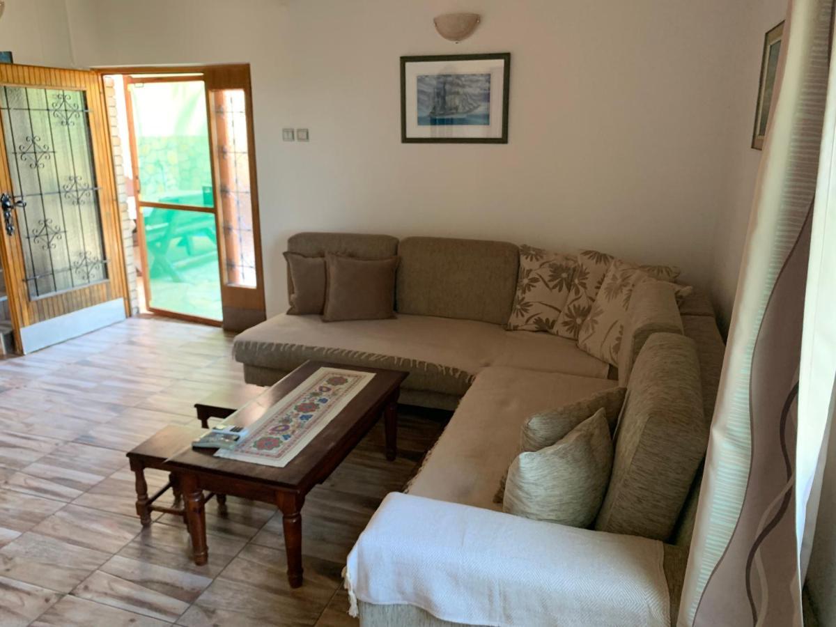 Holiday Home Bratica Ulcinj Eksteriør billede